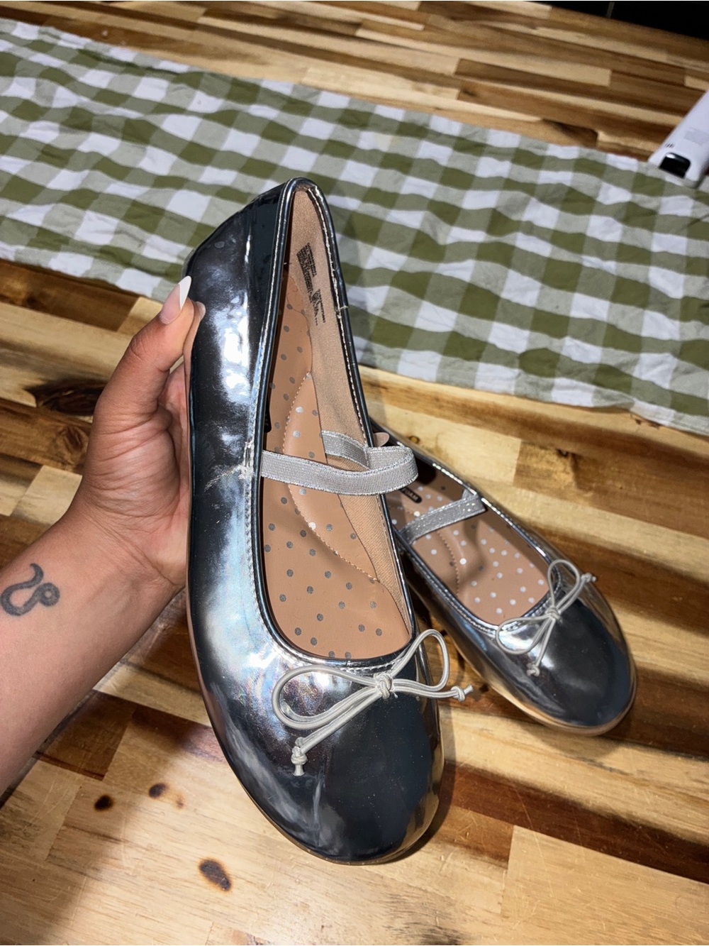 wonder nation Girls' Metallic Silver Mary Jane Flats